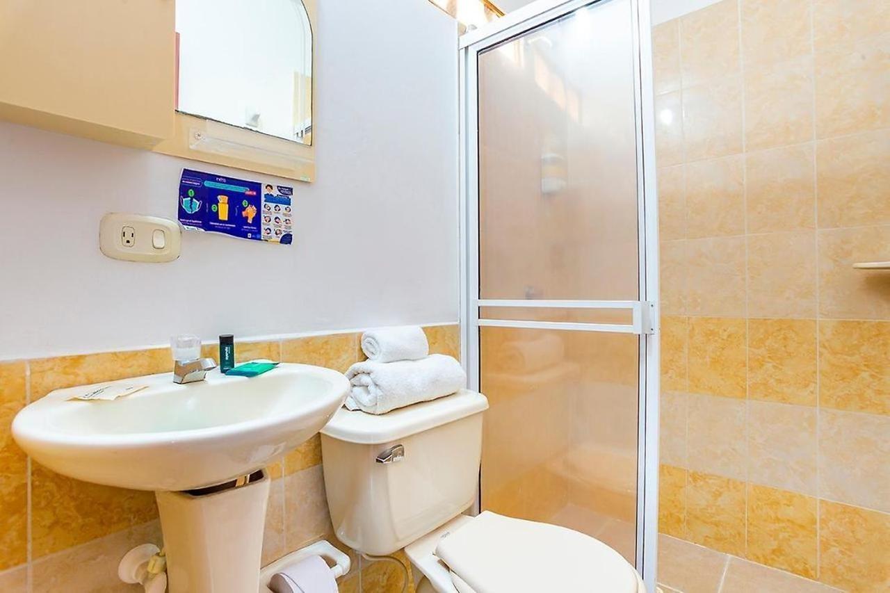 Ayenda Torre 2 Hotel Apartadó Екстериор снимка