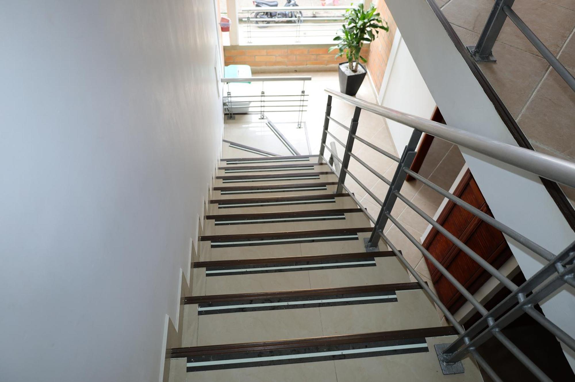 Ayenda Torre 2 Hotel Apartadó Екстериор снимка