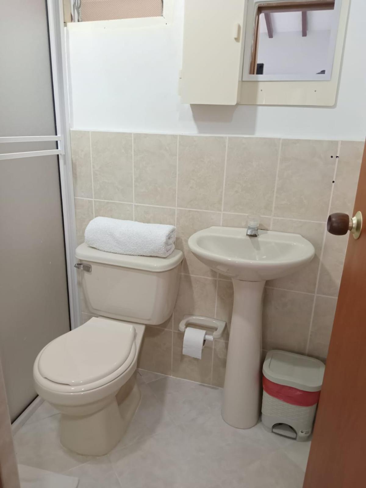Ayenda Torre 2 Hotel Apartadó Екстериор снимка